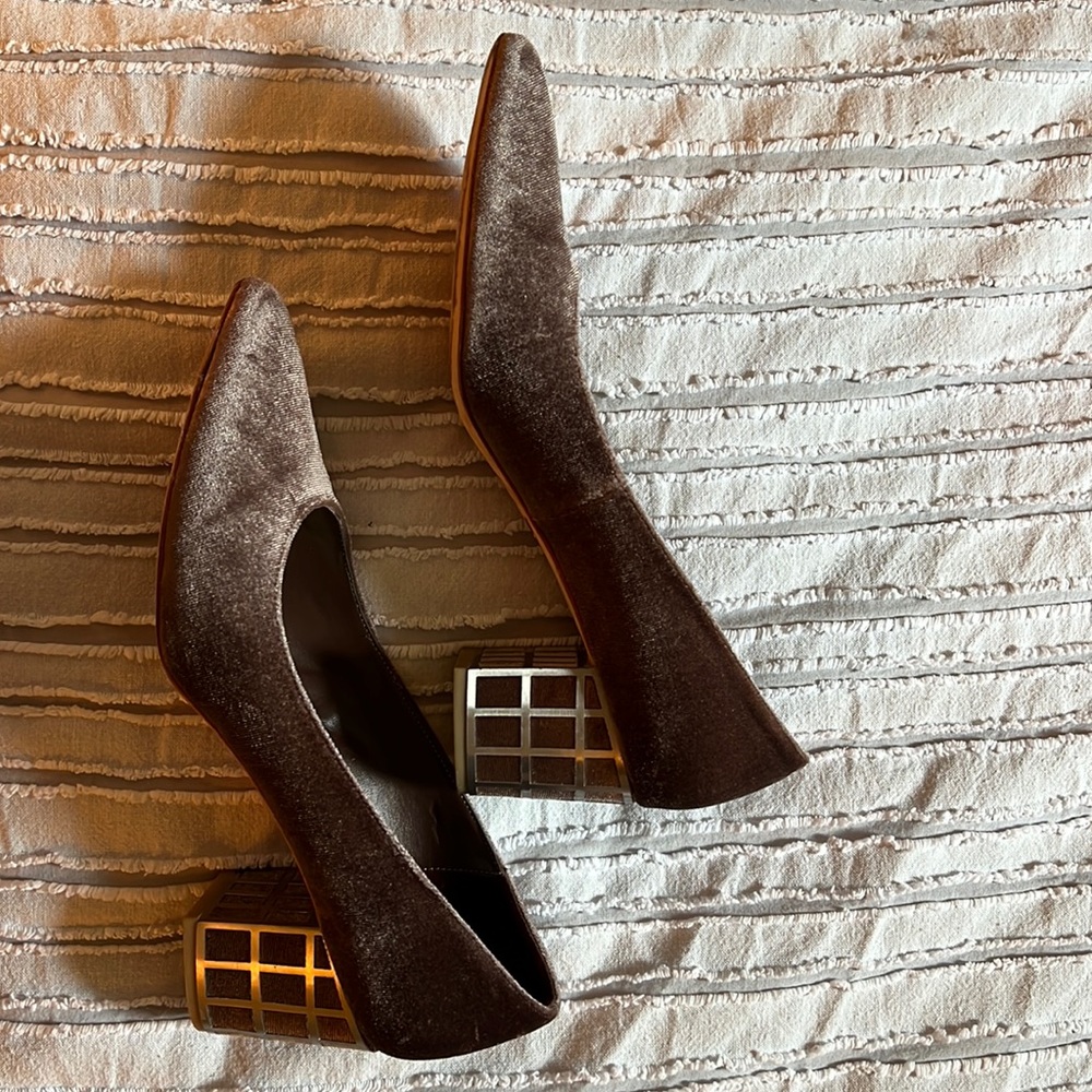 B Brian Atwood Karina Heels